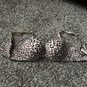 Victoria’s Secret Incredible Bra